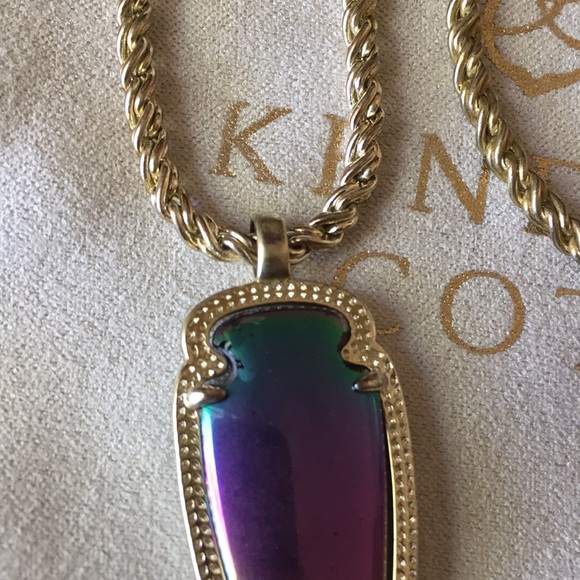 Kendra Scott Iridescent Black Shaylee Arrowhead Necklace - Picture 8 of 14